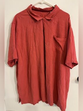 Men’s size 3XLT 100% Silk Salmon Colored Tommy Bahama Short Sleeve Polo